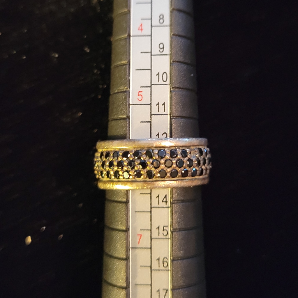 Slipada Ring
